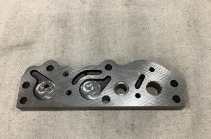 ALLISON 23048193 OIL TRANSFER PLATE FITS ACOM 5703227, M113A1, M113A2, M113A3