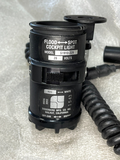 SODERBERG S1910-229 VEHICLE LED UTILITY COCKPIT LIGHT 10617100 6220-01-439-9429