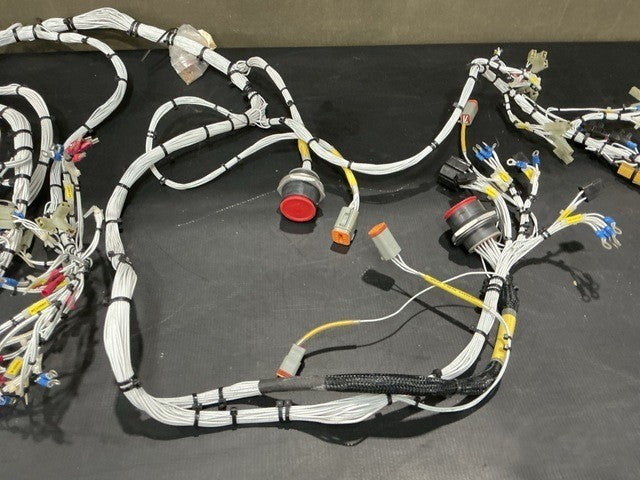 Cable Assy R0053977 NSN 6150-01-548-6965 - photo 5
