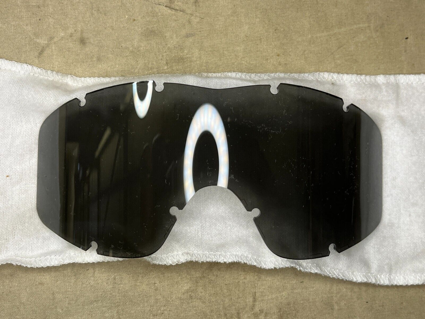 ESS EP-01FG1-MSB CLEAR SMOKE GREEN INDUSTRIAL GOGGLES 10310190 4240-01-540-5585