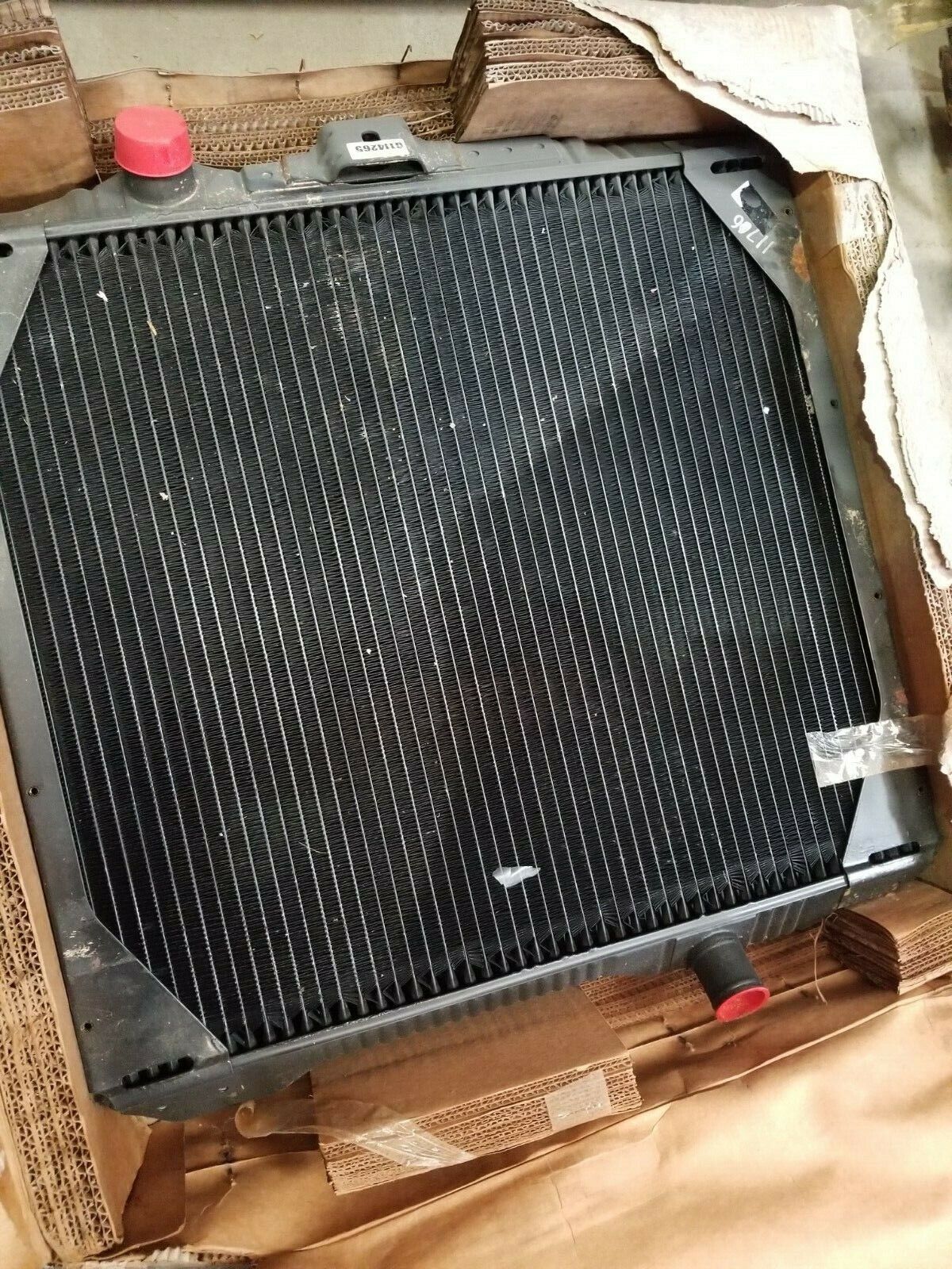 HMMWV M998 RADIATOR Engine Coolant Hummer H1 NOS 12446985 Humvee A1 an ...