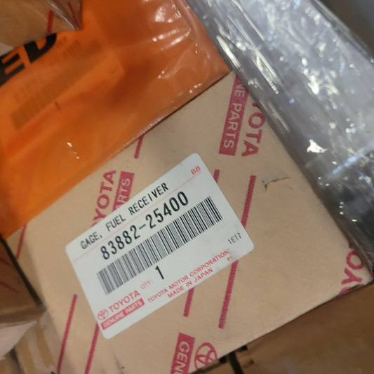 GENUINE TOYOTA OEM 83882-25400 GAUGE SUB-ASSY, FUEL RECEIVER USA