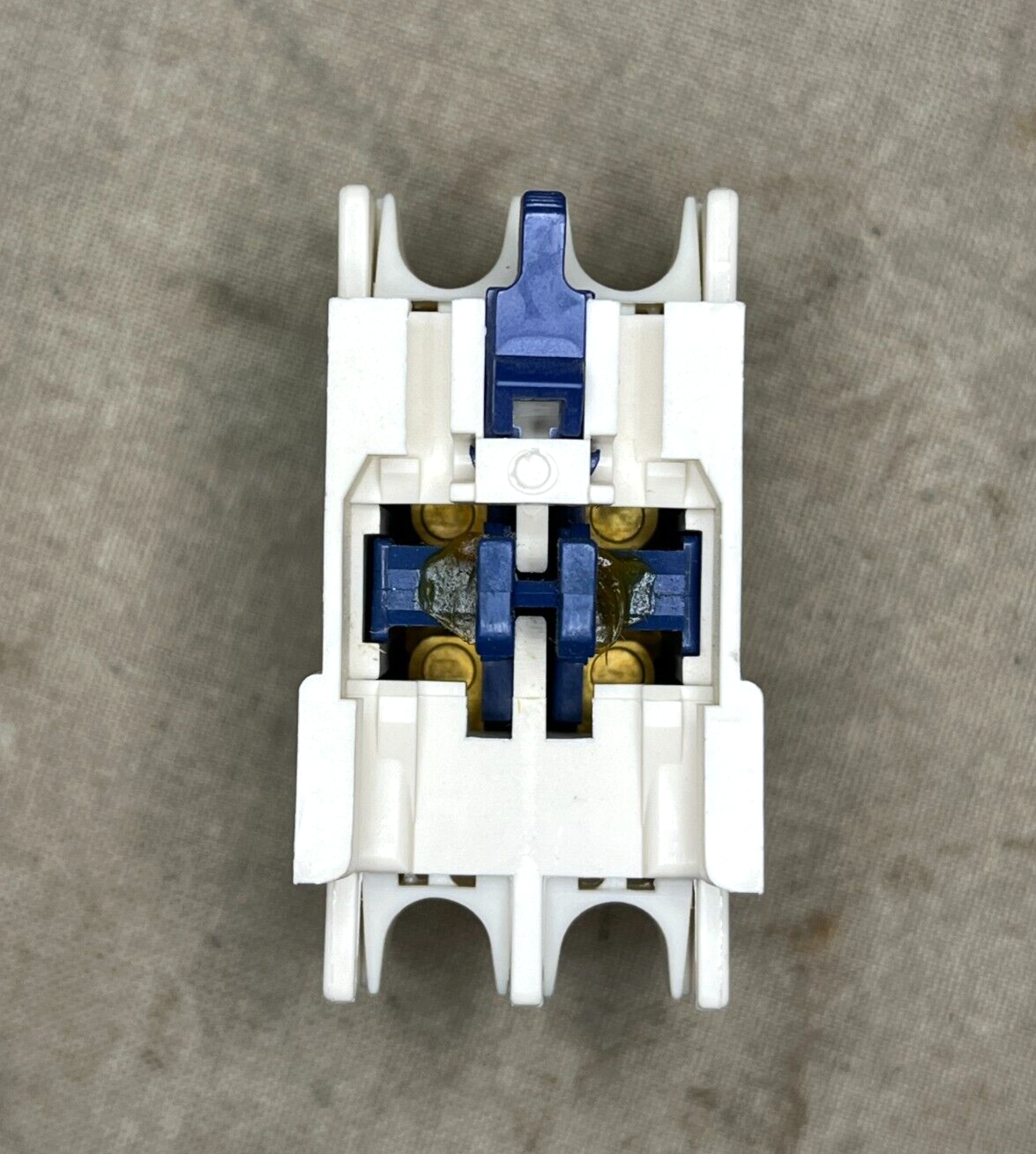 TELEMECANIQUE/SCHNEIDER CONTACT BLOCK AUXILIARY LADN20 038388 15124490151 USA