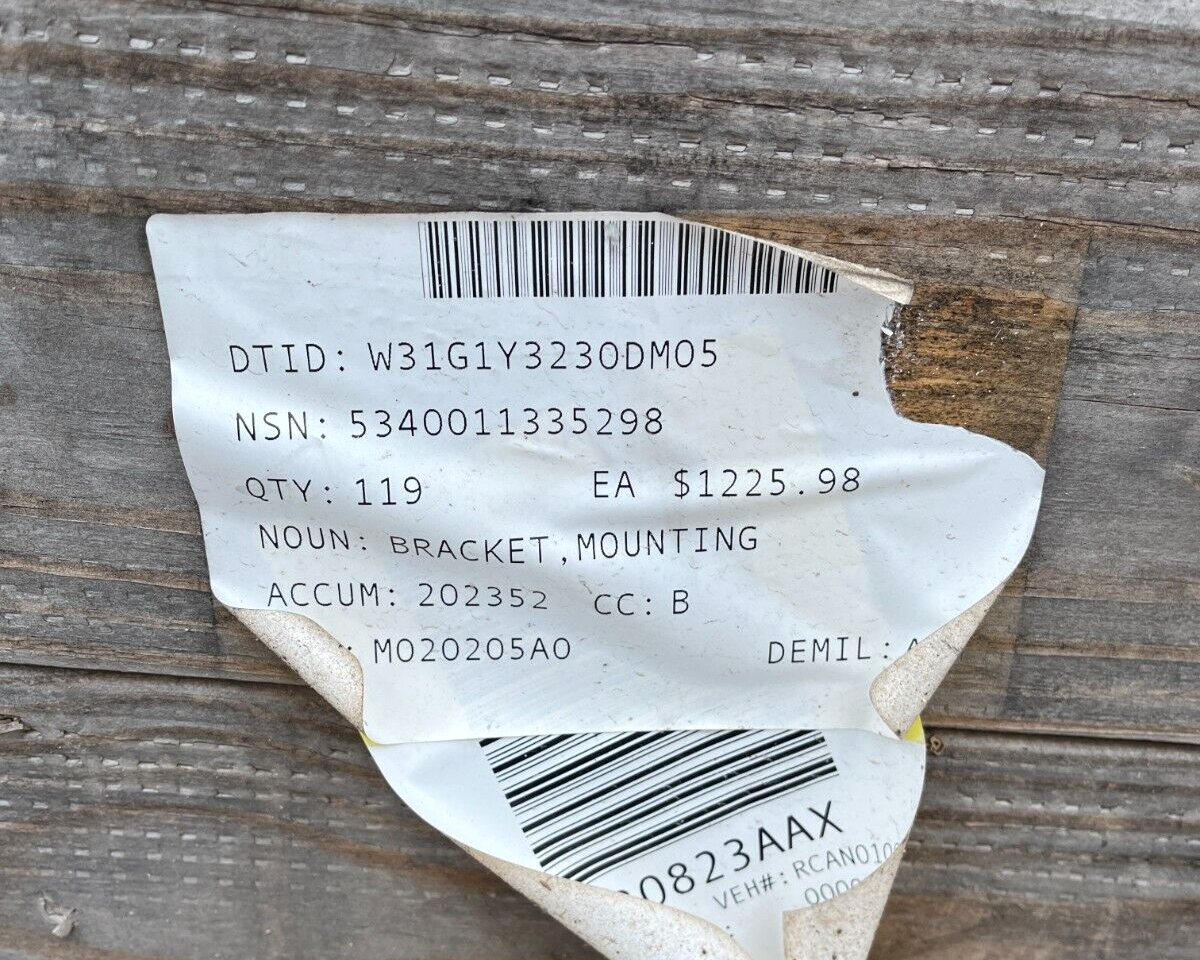 M-1 ABRAMS M1A2 TANK ABVS MOUNTING BRACKET 12285464 5340-01-133-5298