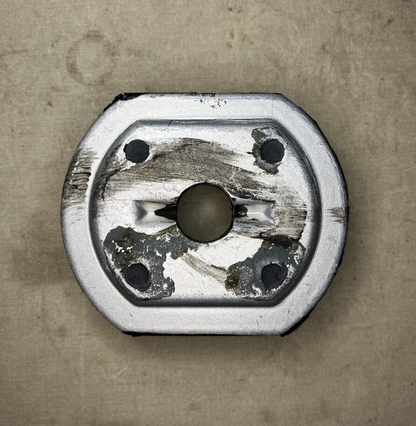 HMMWV BODY MOUNT AM GENERAL HUMVEE M998 HUMMER H1 12339247-1 12339247