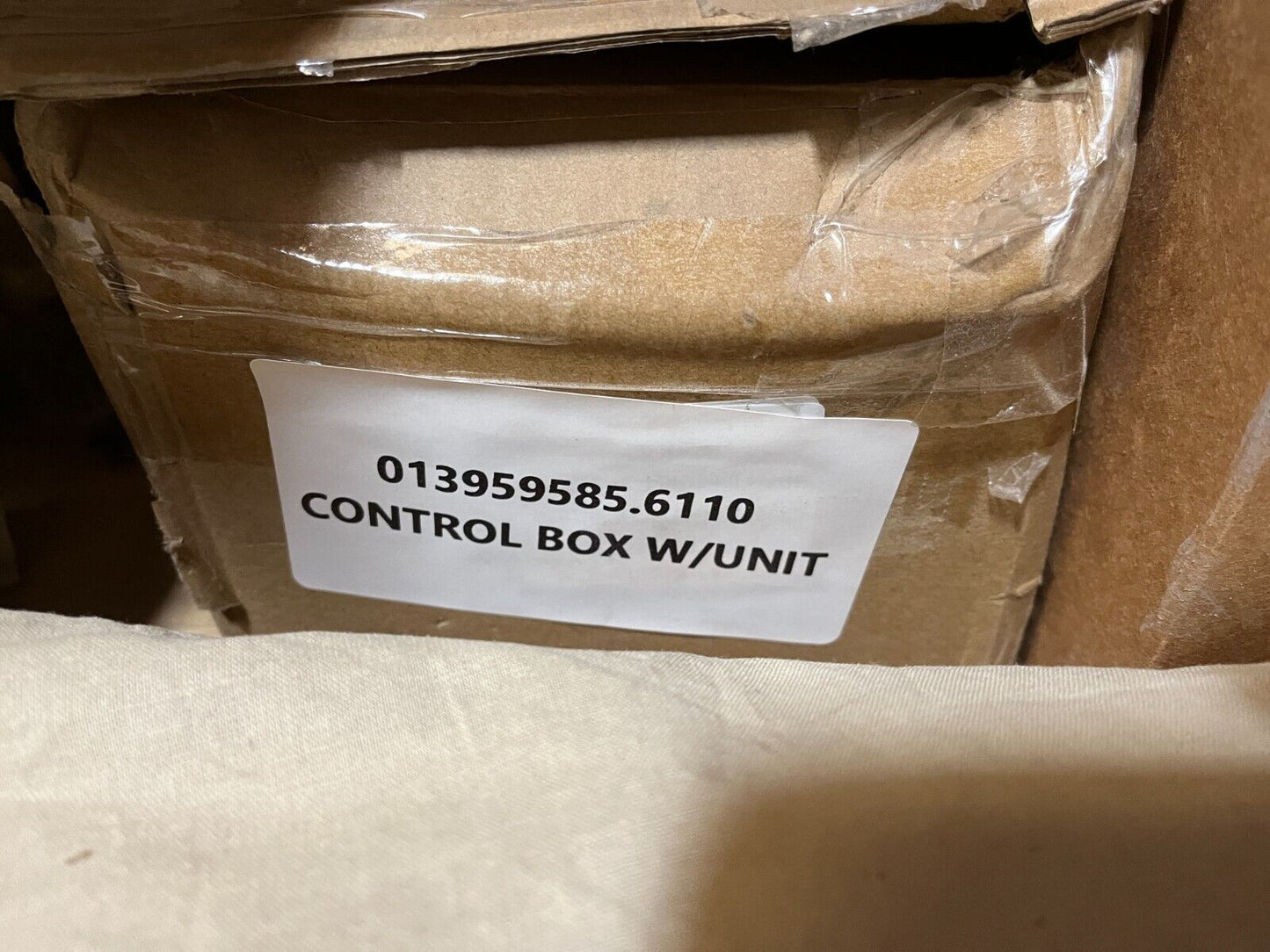 HUMVEE HMMWV M998 12446779 PROTECTIVE CONTROL BOX CR-2692 6110-01-395-9585 AS IS