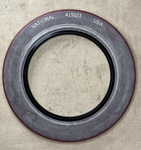 HEMTT TIMKEN 415023 PLAIN ENCASED OIL SEAL 1702740 5330-01-340-9882 NOS