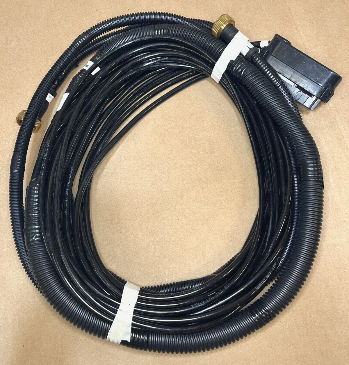 M1062 M916A1 M916A2 14-20 TON TRUCK ELECTRICAL LEAD 6150-01-435-0403 A06-22033