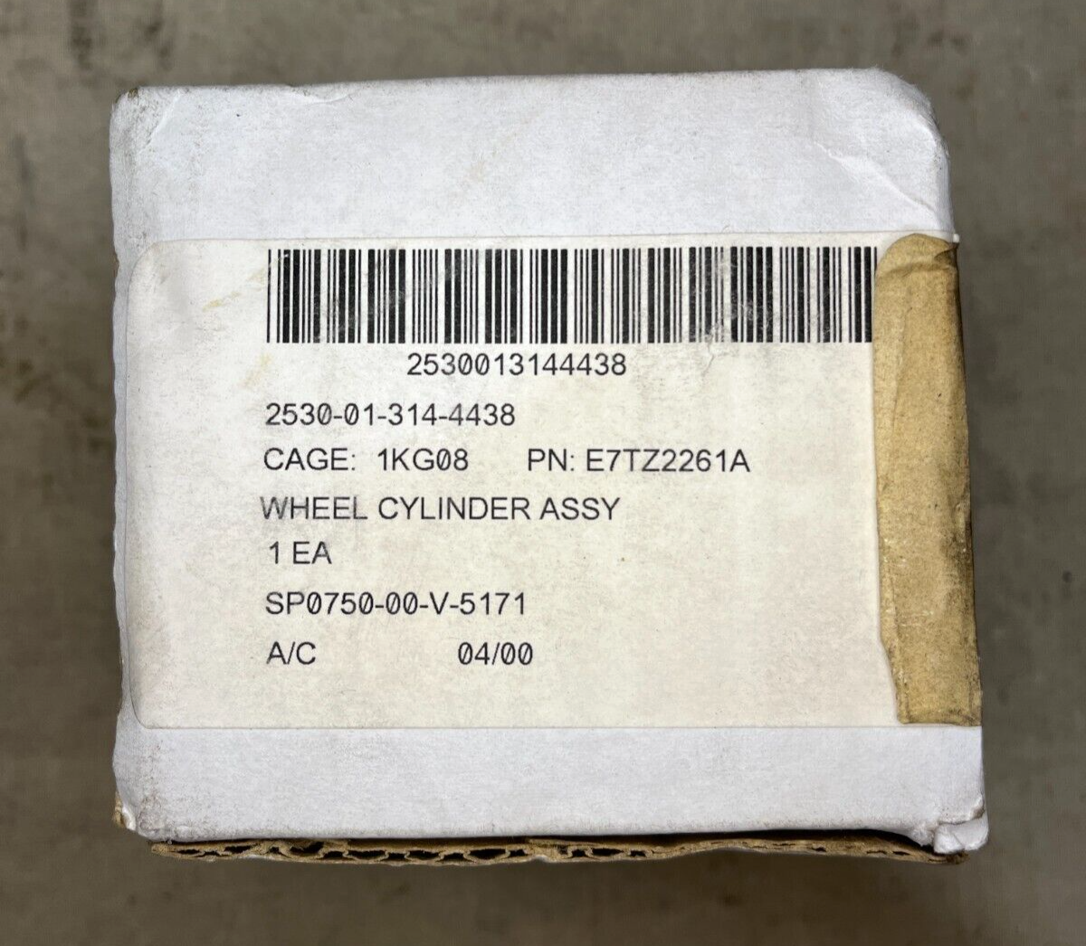 FORD F-350 E7TZ 2261-A HYDRAULIC REAR BRAKE CYLINDER ASSEMBLY 2530-01-314-4438