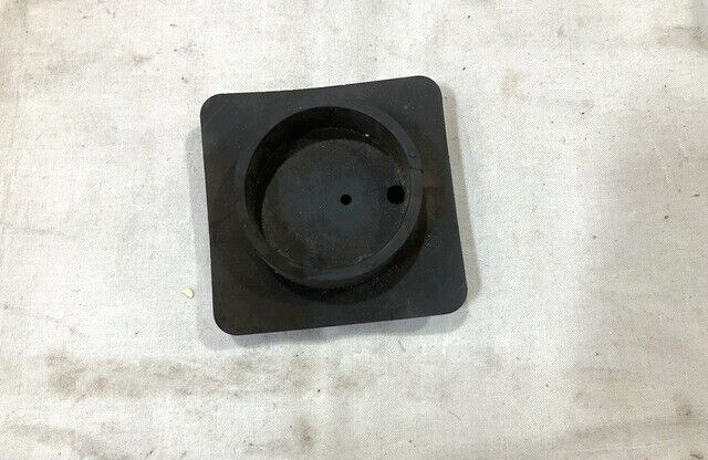 BRADLEY FIGHTING VEHICLE STEWART G705362 TERMINAL BOARD 5940-01-058-6470 USA