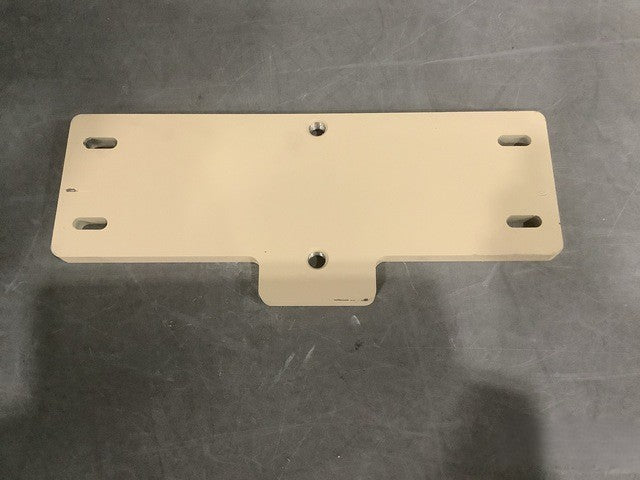 Mounting Bracket 3684082C2 NSN 2590-01-568-6160 - photo 3