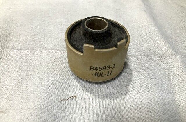 HH-60L MEDIVAC ARA B4583-1 WEAPON SYSTEM RESILIENT MOUNT 5342-01-265-9125