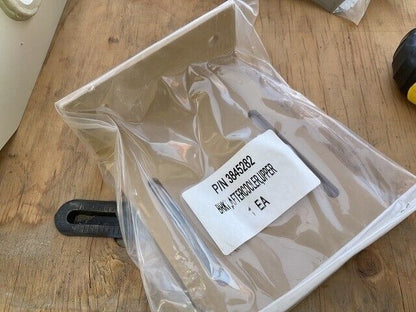 MRAP - COUGAR ISS 1.0, 1.5 OSHKOSH 3845282 VEHICULAR BRACKET AFTERCOOLER, UPPER