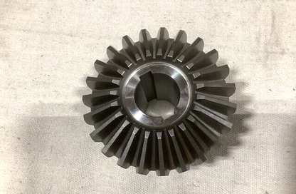 LAV-25 TANK GENERAL DYNAMICS 10501492 PINION BEVEL GEAR DRIVE 3020-01-162-0692