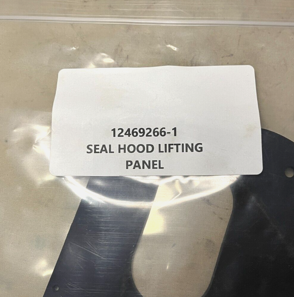 HMMWV HUMMER H1 SEAL HOOD AIRLIFT PANEL 12469266-1 2510-01-706-7654
