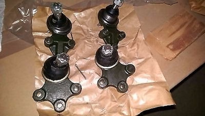 MILITARY JEEP M151 2 UPPER & 2 LOWER BALL JOINTS M151A1 M151A2 11640670,11640669
