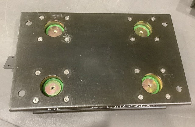 Electrical Equipment Mounting Base AN/GRC-3 NSN 5975-01-413-4637 - photo 3