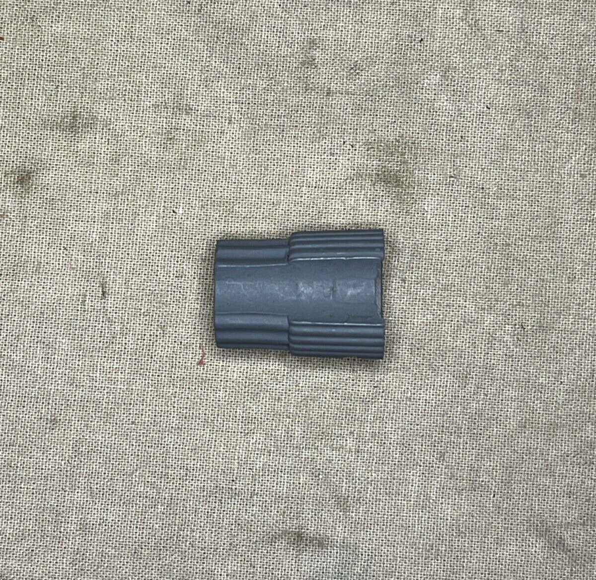 1EA GENUINE RAYTHEON 245-011-0012 PLASTIC GRAY KNOBS 5355-00-164-5994