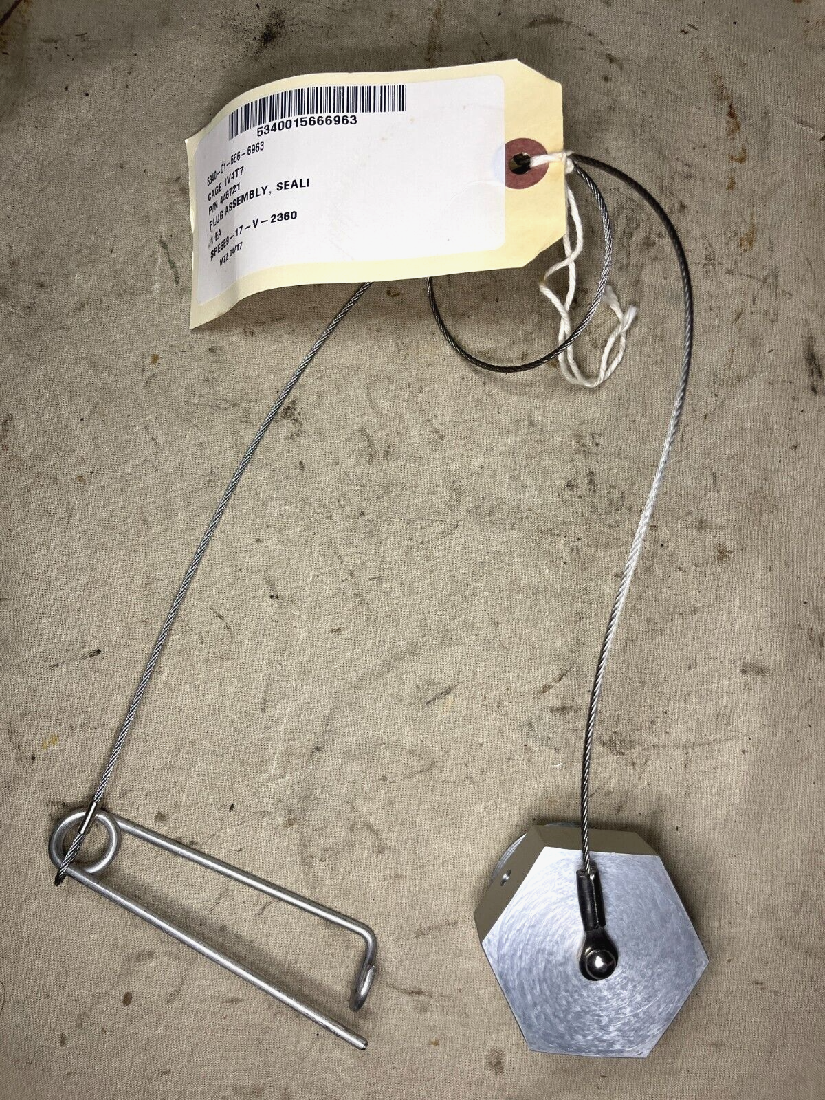 MRAP A4 M-109 NAVISTAR SEALING PLUG ASSEMBLY 3684232C1 446721 5340-01-566-6963