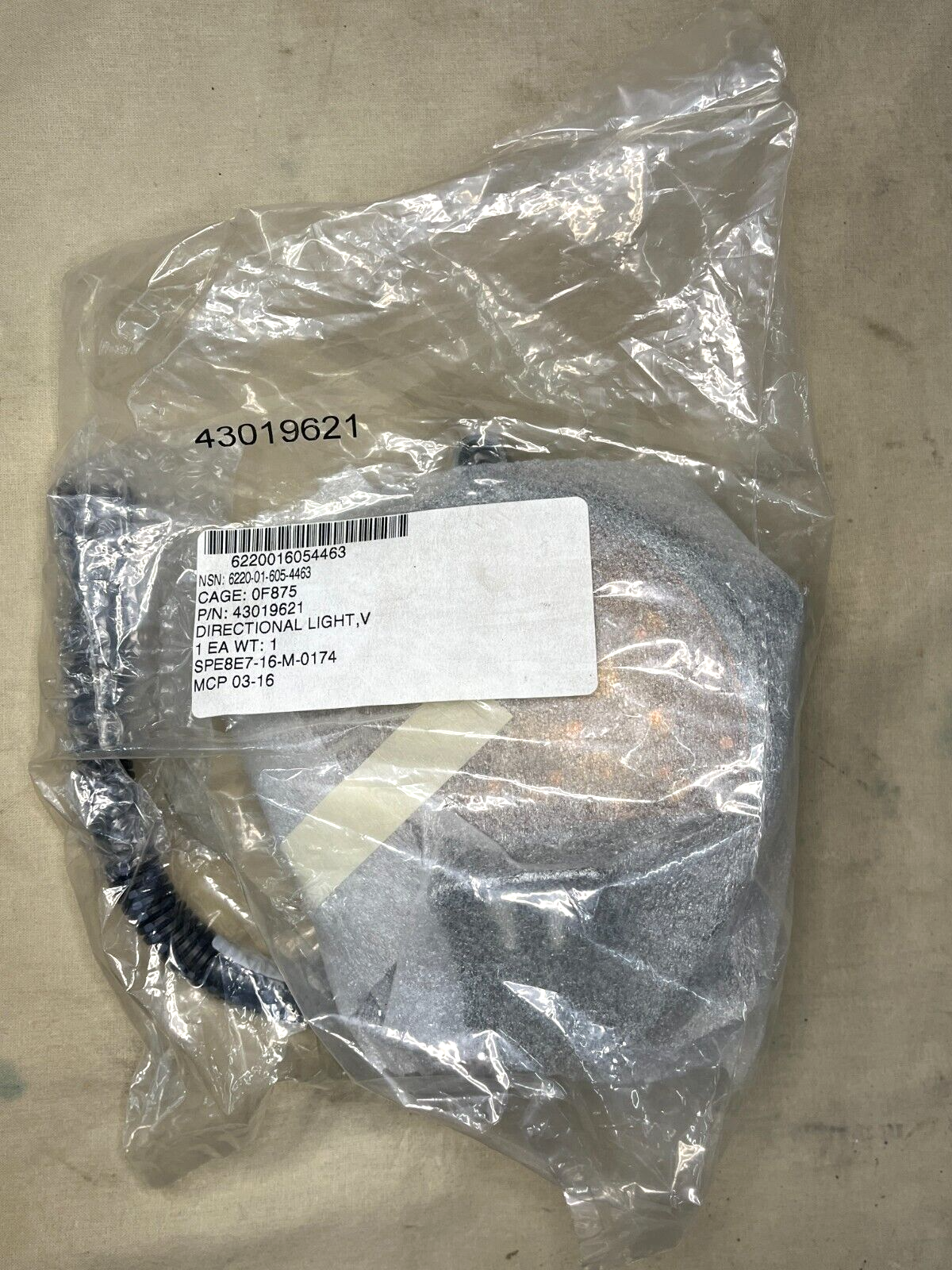 TRUCK-LITE 43019621 VEHICULAR TURN SIGNAL FRONT LIGHT ASSEMBLY 6220-01-605-4463