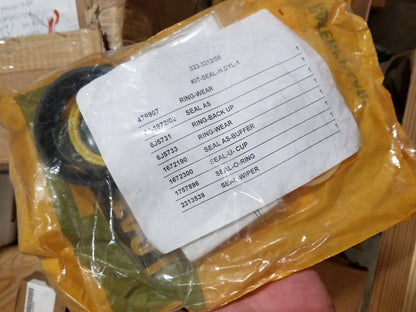 Genuine CAT 3233312 Seal Kit Caterpillar 1.750x3.000 5330-01-579-1489 323-3312