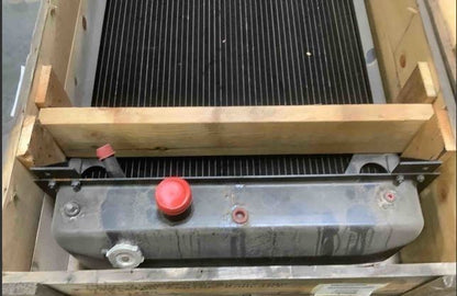 M915 m916 m917 m918 m920 series AM General Radiator 2930-01-082-7922  DG797700E