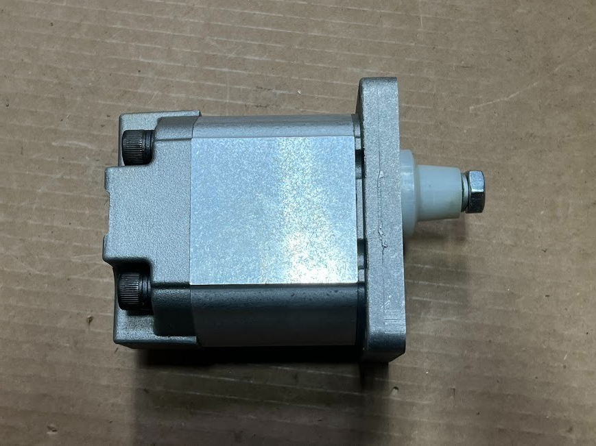 Hydraulic Pump 01999C1C - photo 5