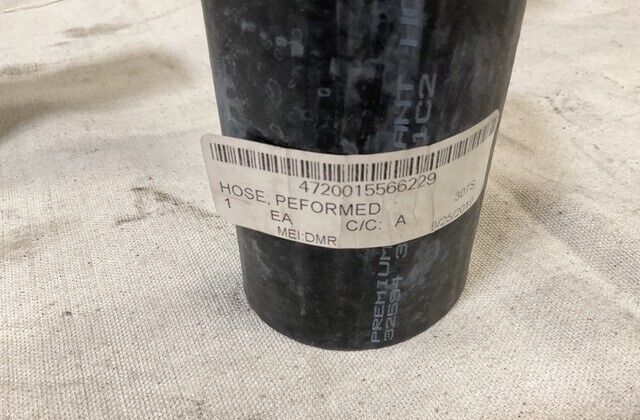 MRAP 3605681C2 PREFORMED HOSE RADIATOR ELBOW 43° 2-1/2" 4720-01-556-6229 NOS