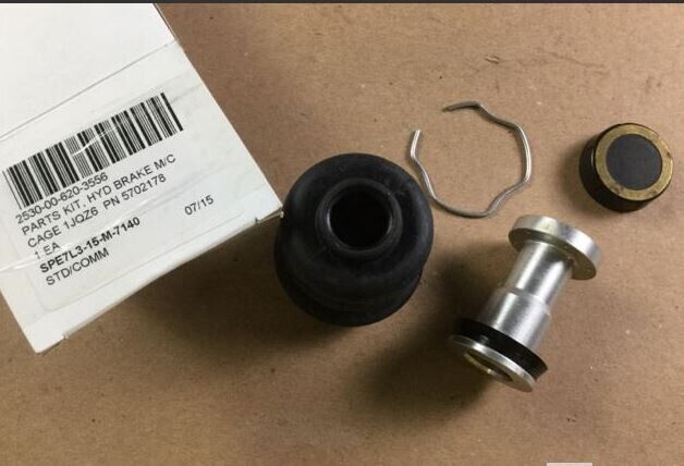 2.5 TON M35A2  M54 NEW MASTER CYLINDER REBUILD KIT 5702178 NOS