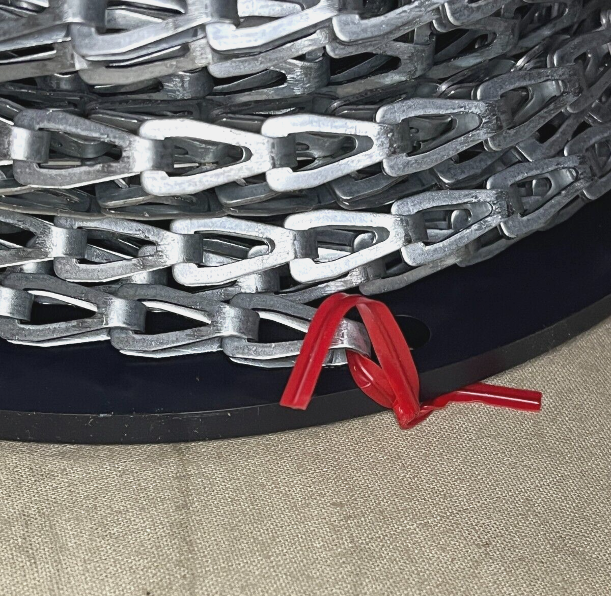 SEMI-TRAILER/TANK 106LB STRNGTH 100FT ZINC PLATED STEEL SASH CHAIN 4010015409438