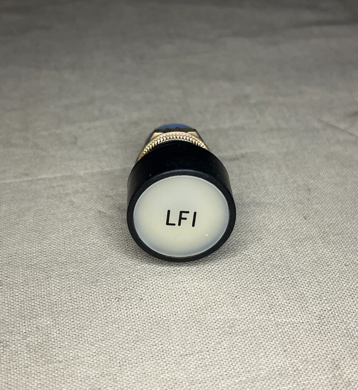 DUCOMMUN LABARGE 10530RA12-1 INDICATOR LIGHT LFI 5542057-1 6210-01-190-5330