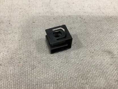 Genuine Hammond Manufacturing 1421N100 10-32 U-Shaped Clip NUT (Qty of 100)