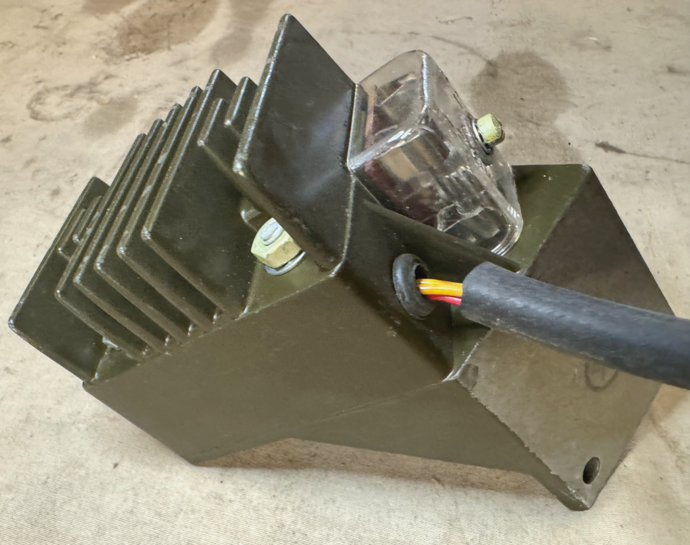 AIRCRAFT TA-4J ELECTRODELTA VR8R528 ENGINE VOLTAGE REGULATOR 2920-00-966-9169