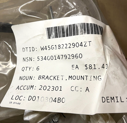 ROUGH TERRAIN CONTAINER HANDLER 922672.0005 MOUNTING BRACKET 5340-01-479-2960