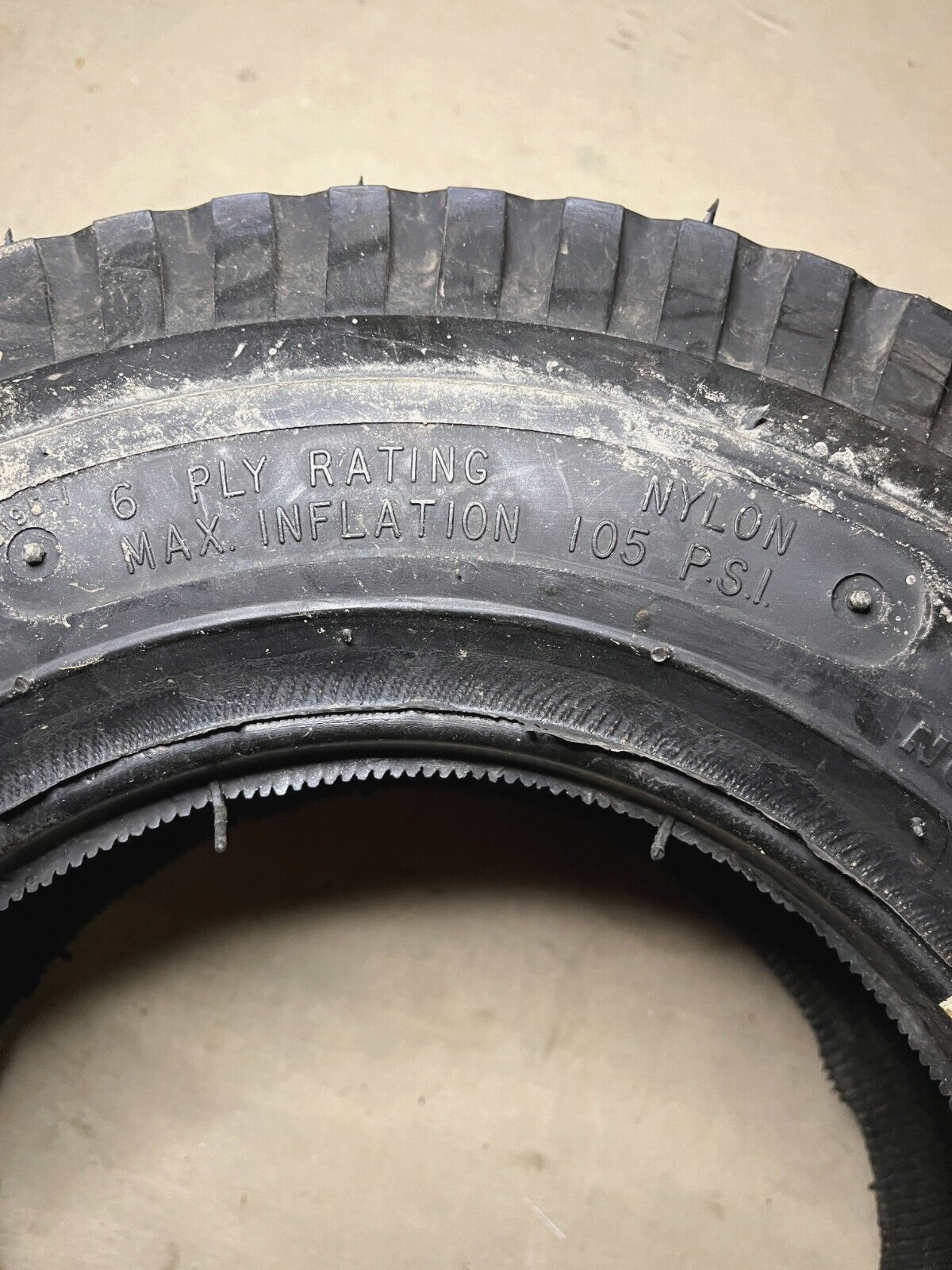 M353 ARMY TRUCK 1/2 T 4.80-8NHS 6PLY PNEUMATIC TIRE 2610-00-050-9730 NOS