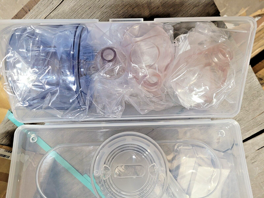 LAERDAL MEDICAL RESUSCITATOR HAND-POWERED ADULT SIZE W/BAG 870051