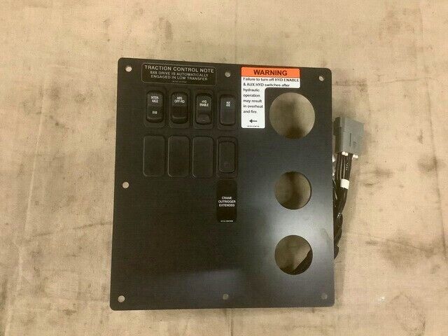 OSHKOSH 3773457 VEHICULAR OPERATION PANEL, RH DASH, M985A4GMT 2510-01-597-9170