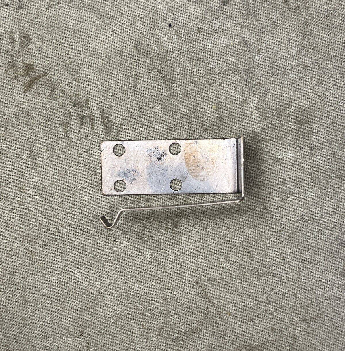 AIRCRAFT B-1B, A-10 1251154-2 SWITCH ACTUATOR ADAPTER 5930-01-196-9059 NOS