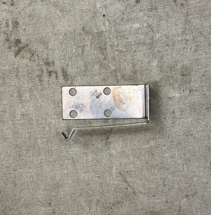 AIRCRAFT B-1B, A-10 1251154-2 SWITCH ACTUATOR ADAPTER 5930-01-196-9059 NOS