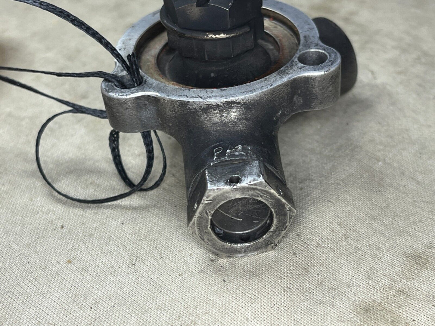 AIRCRAFT 899981-2 ENGINE FUEL SYSTEM ATOMIZER ASSEMBLY 2910-00-492-9419 NOS