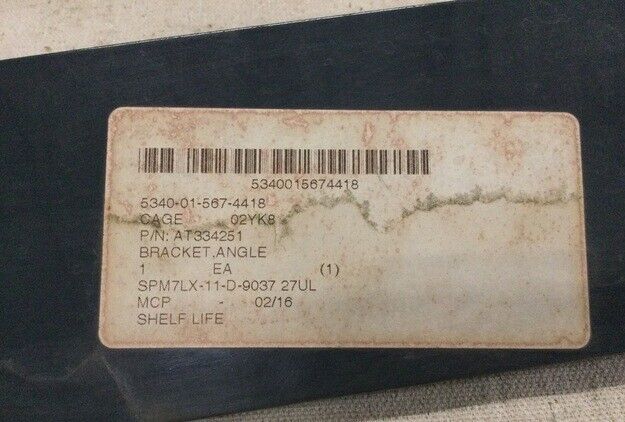 John Deere 624KR Wheel Loader AT334251 Angle Bracket 5340-01-567-4418 NOS