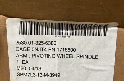 MILITARY M915, M916A1 TRUCK 1718600 PIVOTING WHEEL SPINDLE ARM 2530-01-325-6380