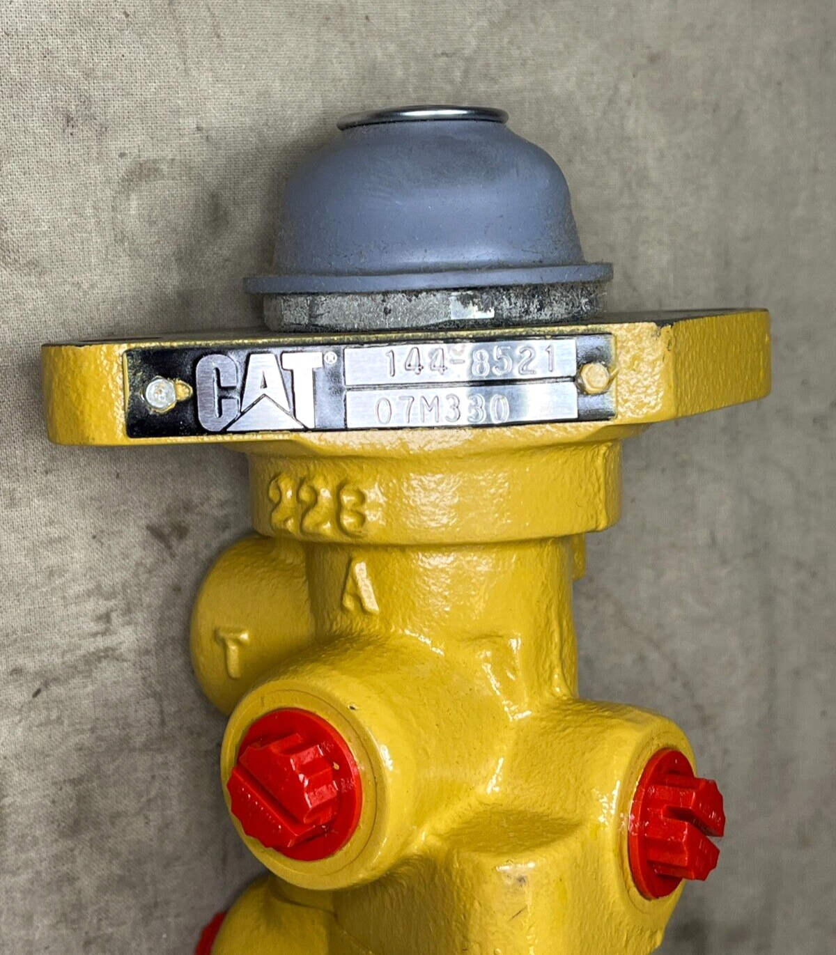 GENUINE OEM CATERPILLAR 144-8521 BRAKE CONTROL CHECK VALVE 4820-01-526-7286