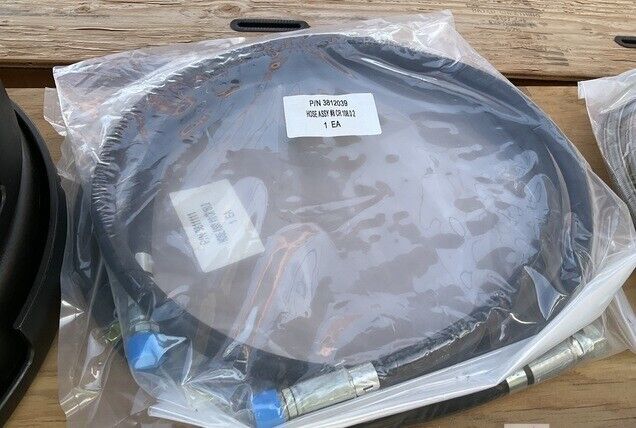 NEW OSHKOSH 3812039 NONMETALLIC HOSE ASSEMBLY 8 CR FOR MRAP-COUGAR ISS 1.0, 105