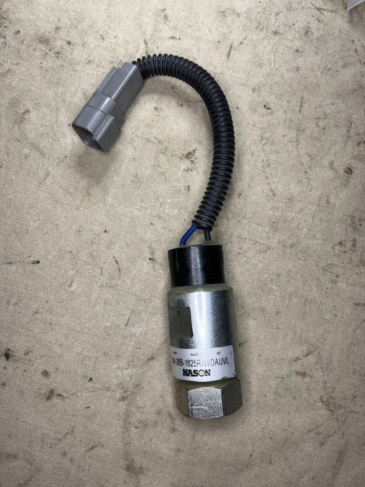 NASON XM-26B-1625R/WDAUVL SWITCH PRESSURE SWITCH FITS STRYKER 5930-01-674-7532