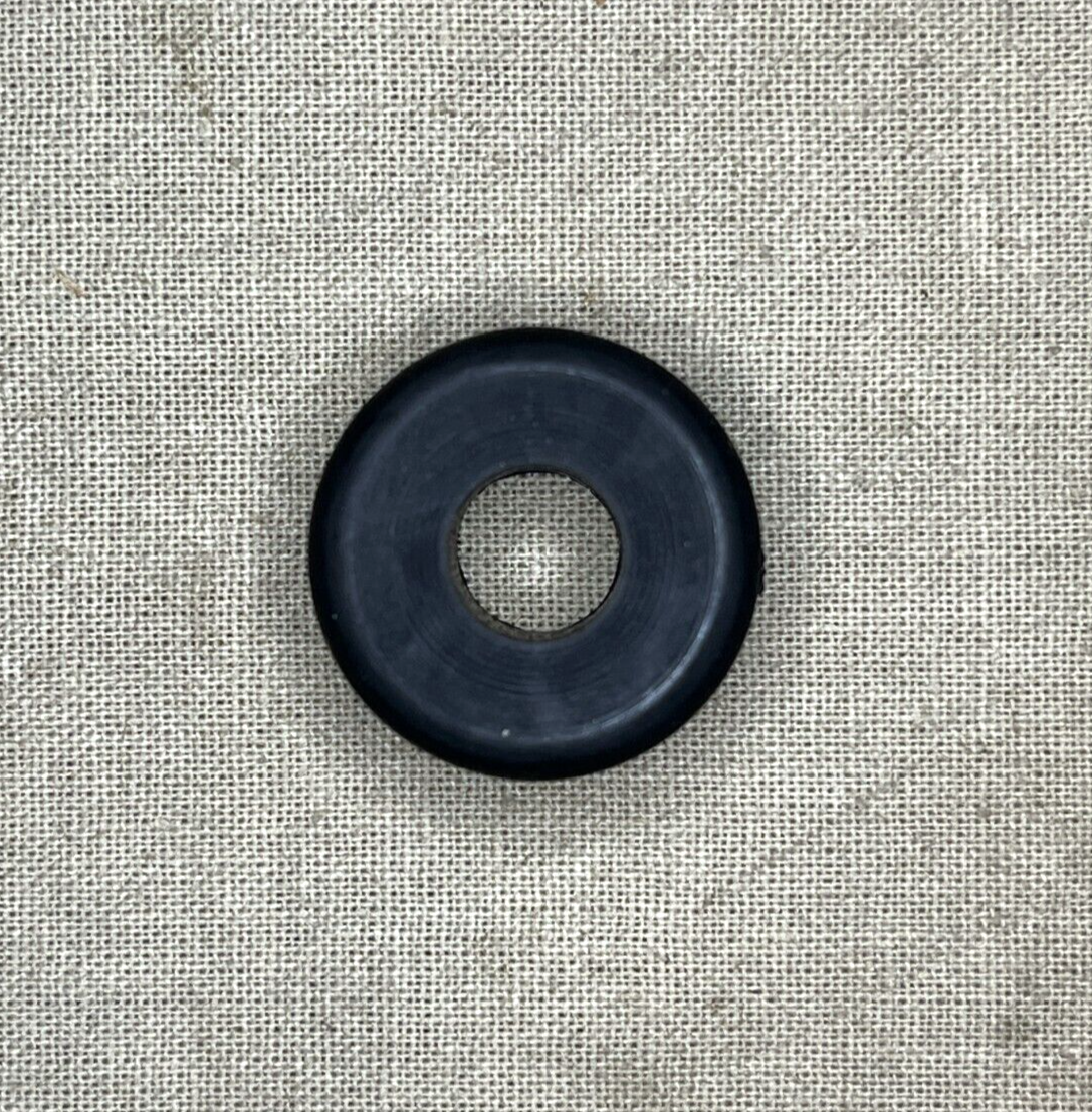 NEW NONMETALLIC GROMMET LEFT HAND 5-5299 G-5299 10-2299-1B 5325-01-626-2578