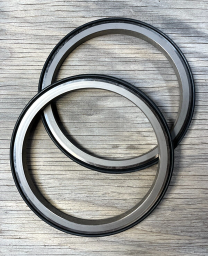 M1 ABRAMS CATERPILLAR PLAIN ENCASED SEAL 132-0513 12273112 5330-01-065-6208