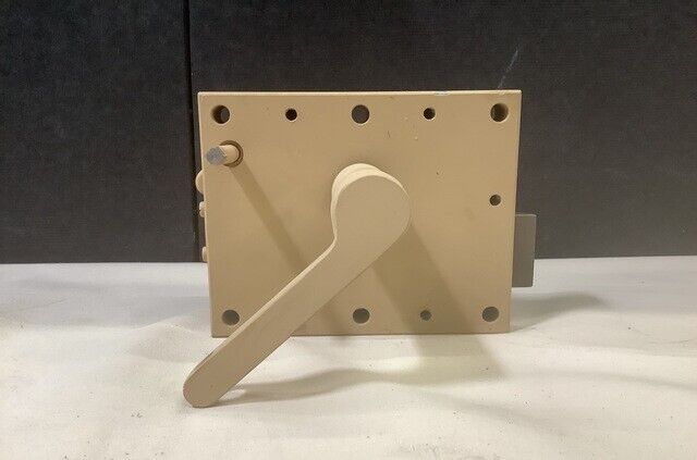 MRAP - RG31 MK5E BAE R0119823 VEHICULAR DOOR LOCK SET 2510-01-591-4078