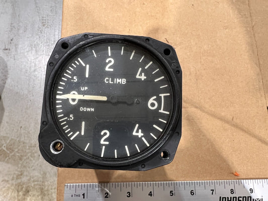 Vertical Velocity Indicator 1648-6UA6-1 NSN 6610-00-663-4148