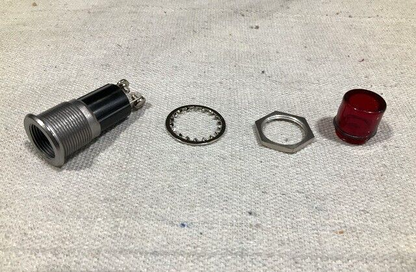 AIRCRAFT B-1 135-9363-1431-371 INDICATOR LIGHT 4539101-0122 6210-00-215-8520